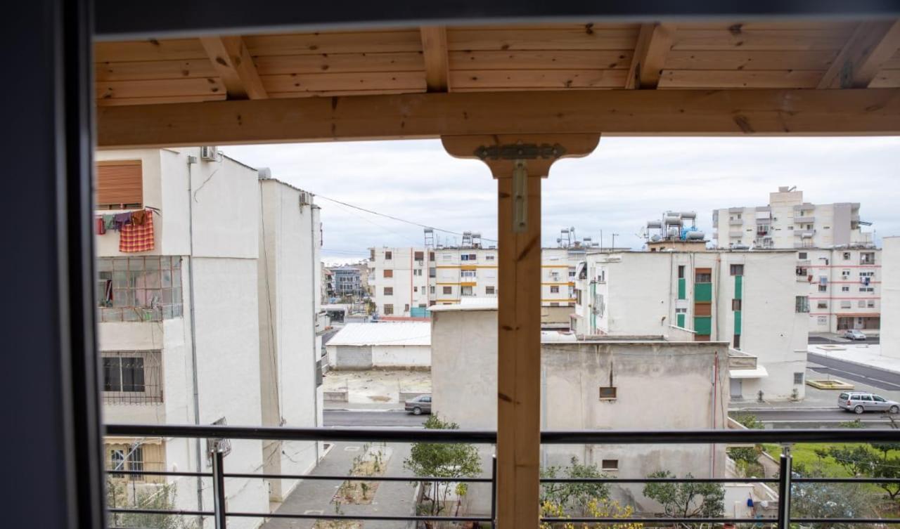 Colombo'S Apartment Vlorë Exteriör bild